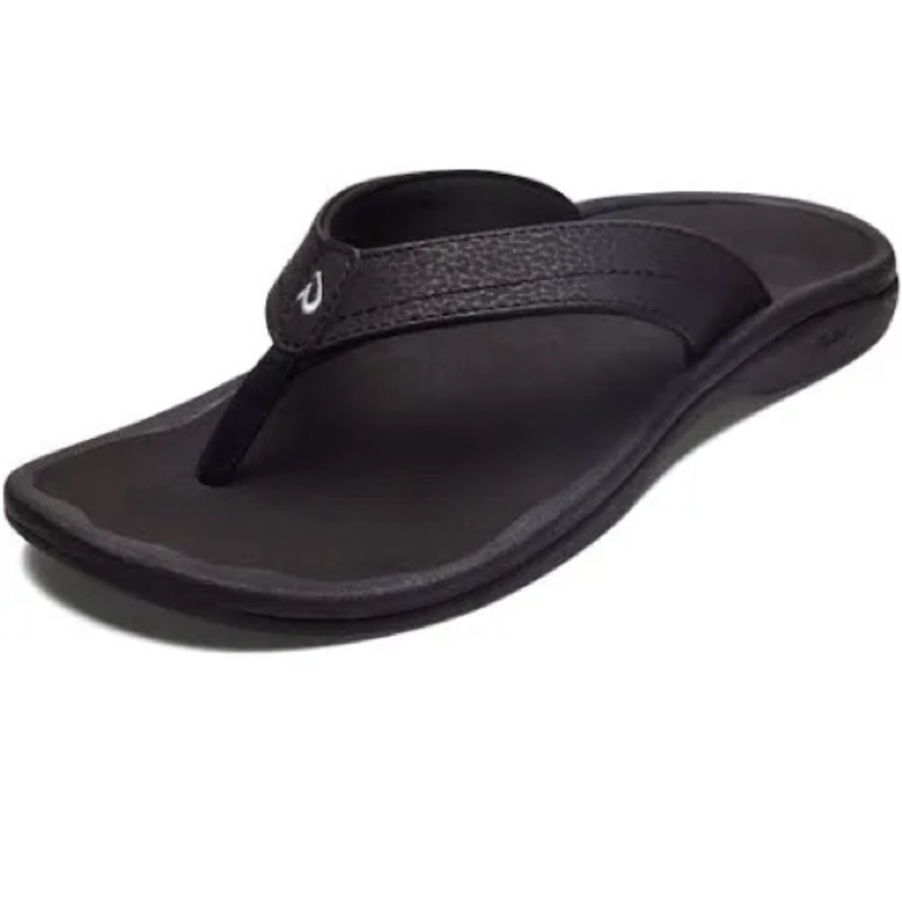 OluKai Ohana women’s black sandals